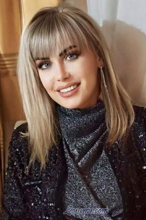 215839 - Anzhella Age: 53 - Spain